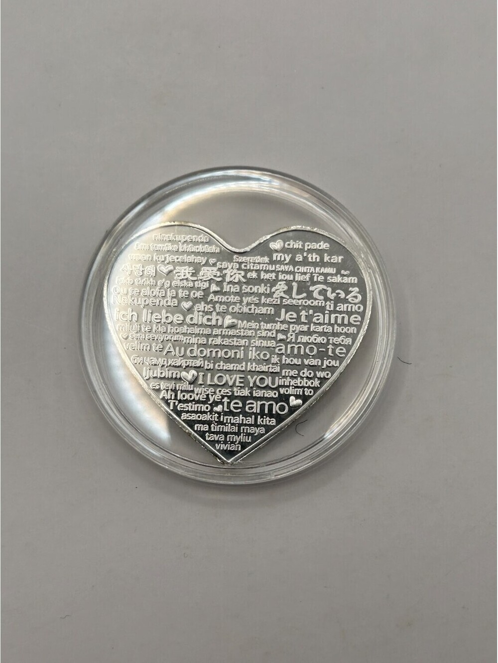 Heart Wedding Rings Commemorative Coin Colorized Doves Capsule Included - Picture 2 of 3